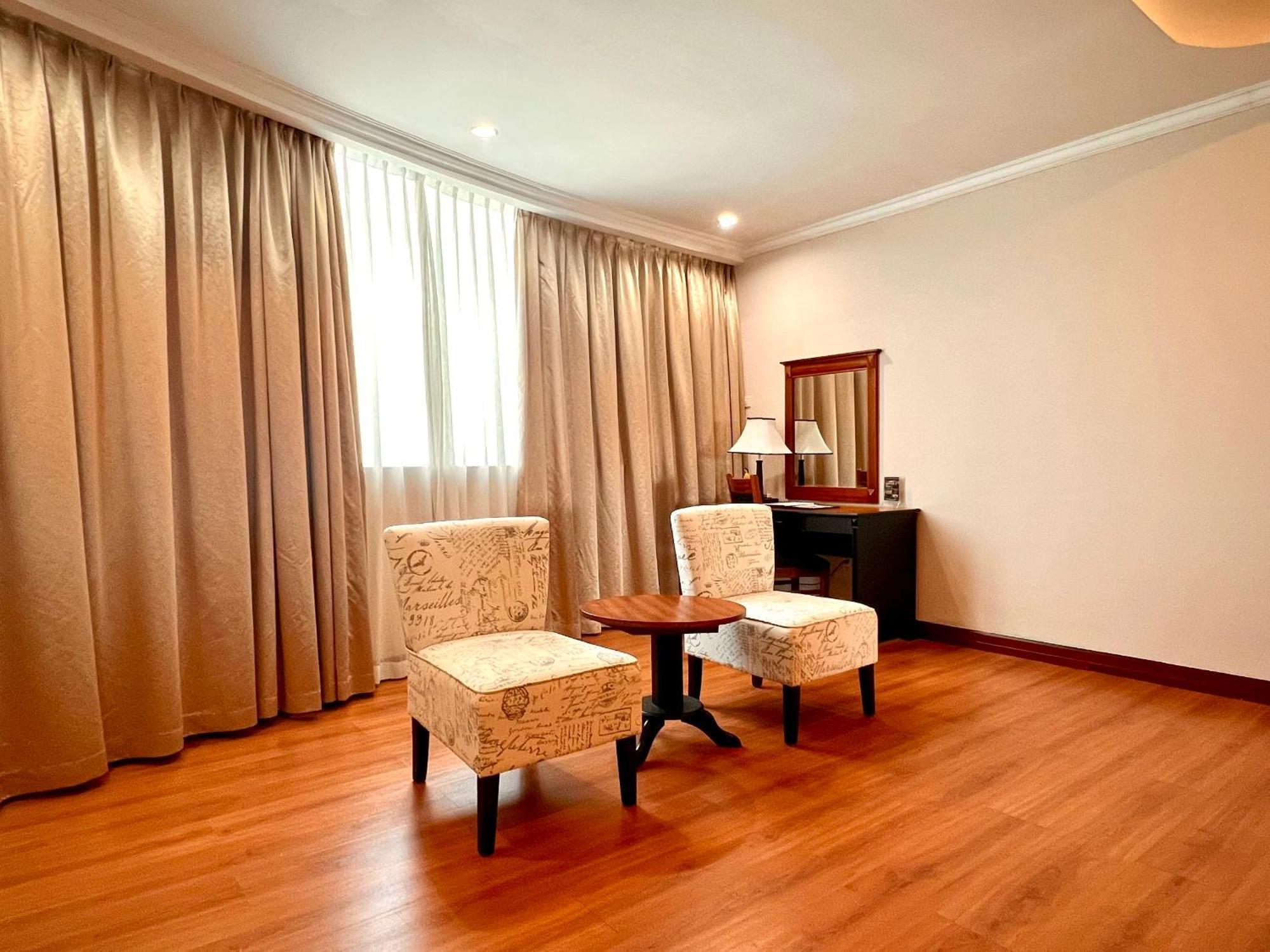 Muong Thanh Luxury Song Han Hotel Da Nang Buitenkant foto